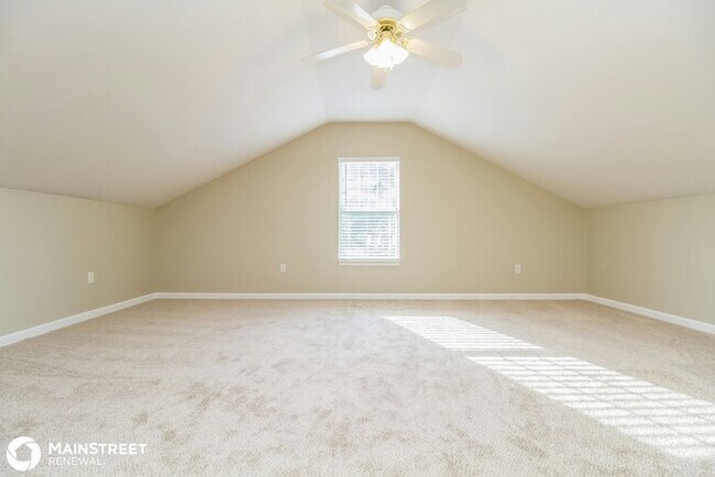 Building Photo - 113 Cross Cove Ct, Hendersonville, TN 37075