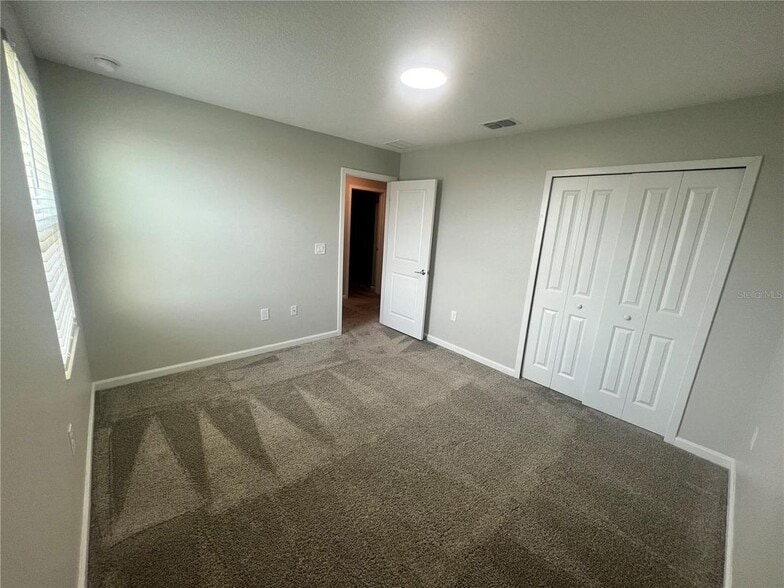 Building Photo - 2926 Black Birch Dr