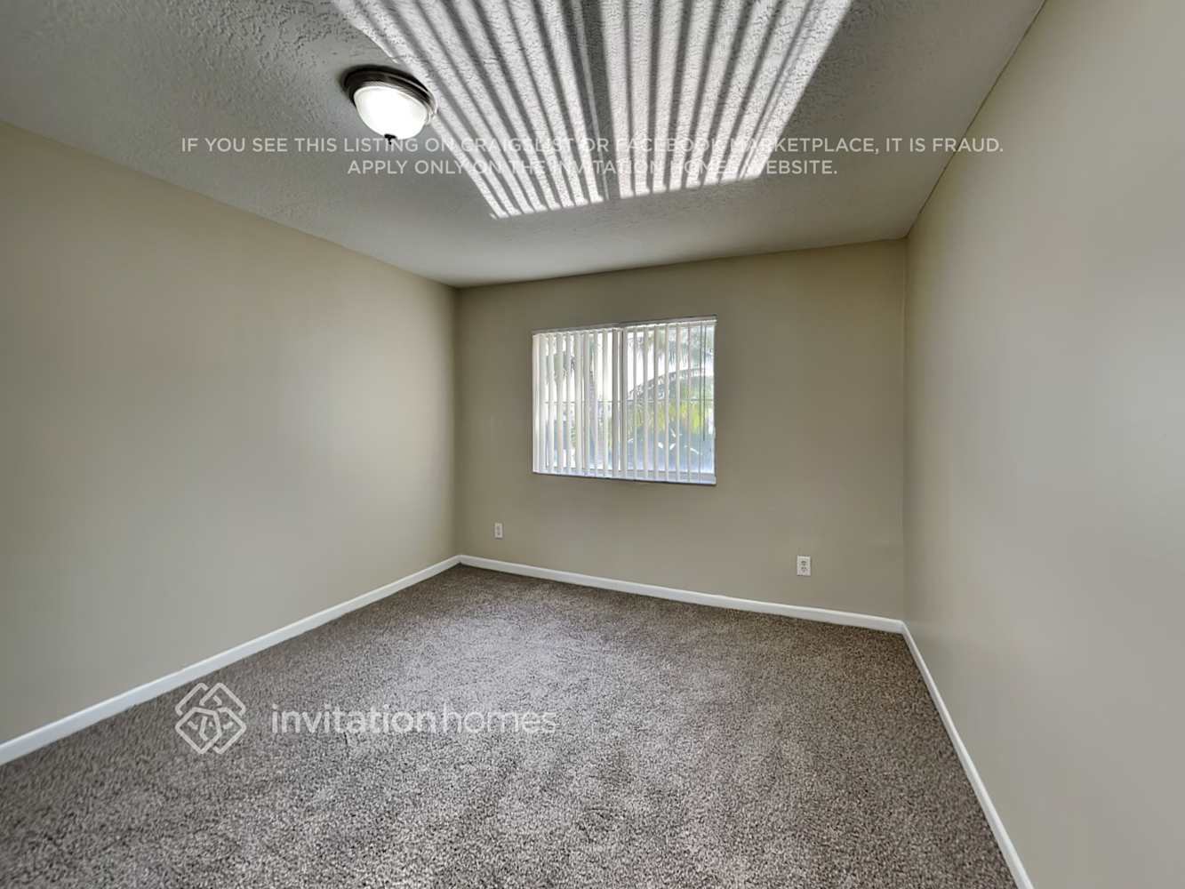 Building Photo - 1089 SE 6th Ave