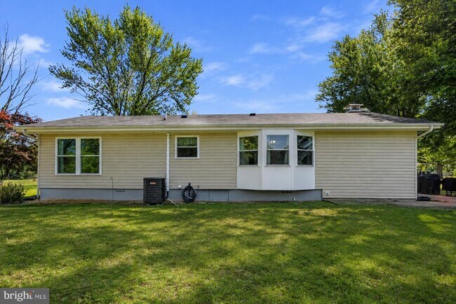 Building Photo - 12712 Grosstown Rd