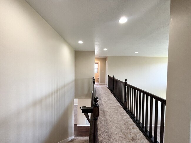 Building Photo - 3859 W Young Lucerne Cir