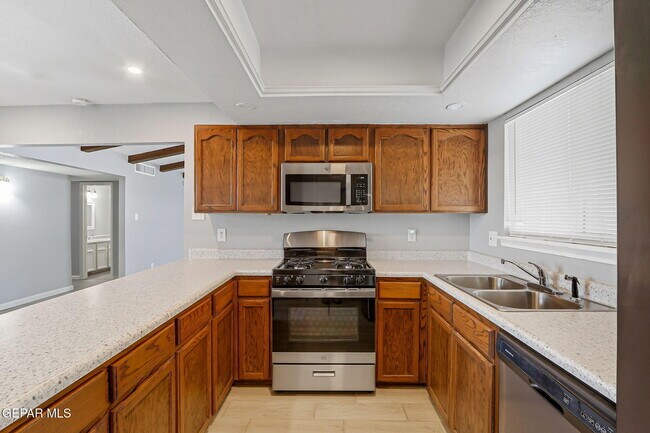 Building Photo - 3911 Quasar Ct