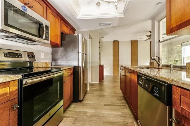 Building Photo - 1124 Danny Dr