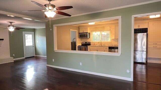 Building Photo - 146 Westview Ln SE