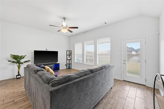 Building Photo - 196 Lady Bird Dr