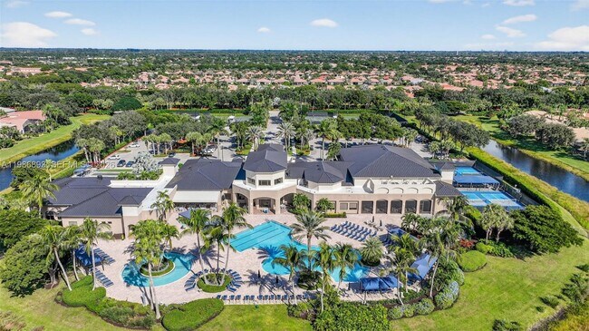 Building Photo - 6833 Watertown Dr