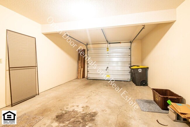 Building Photo - 6304 Langwood Blvd