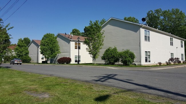 Building Photo - Barmann Avenue Apartments