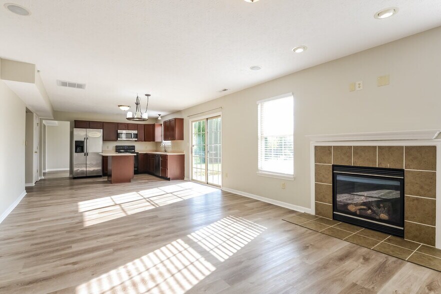 Building Photo - 7764 Shasta Dr