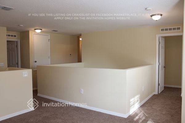 Building Photo - 2370 Sheila Dr