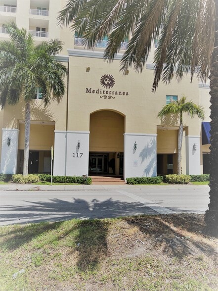 Building Photo - 117 NW 42nd Ave