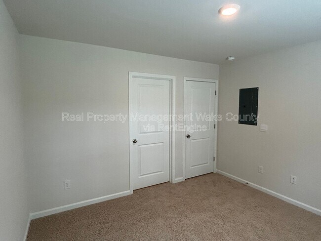 Building Photo - 8515 Beckett Chase Wy