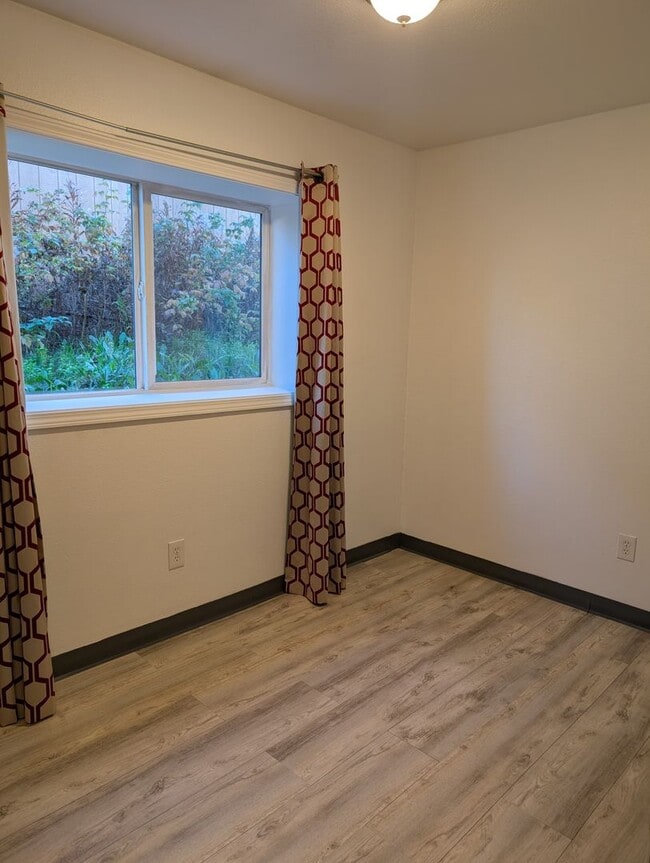 Building Photo - 236 Princess Dr