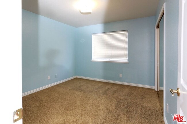 Building Photo - 2657 Sandstone Ct