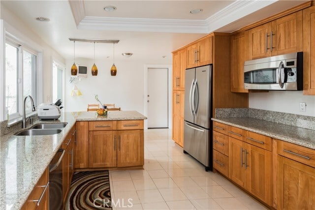 Building Photo - 13 Valley