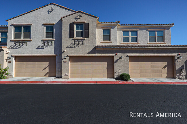 Building Photo - 3-bedroom 2.5 bath in Chandler