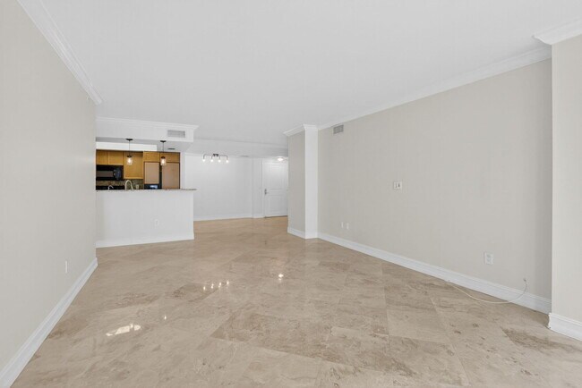 Building Photo - 99 SE Mizner Blvd