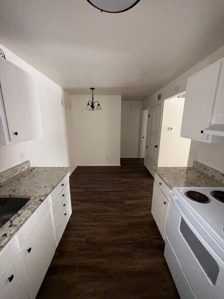 Building Photo - 4507 Coronado Ave