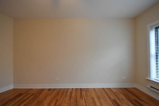 Building Photo - 1034 Dempster St