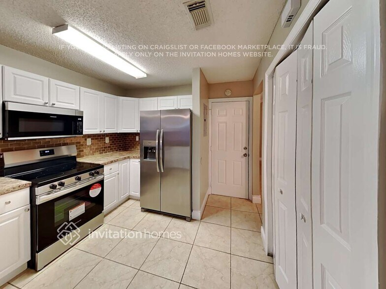 Building Photo - 13750 SW 181st Terrace