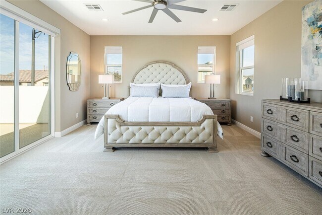 Building Photo - 3372 Dalmore St