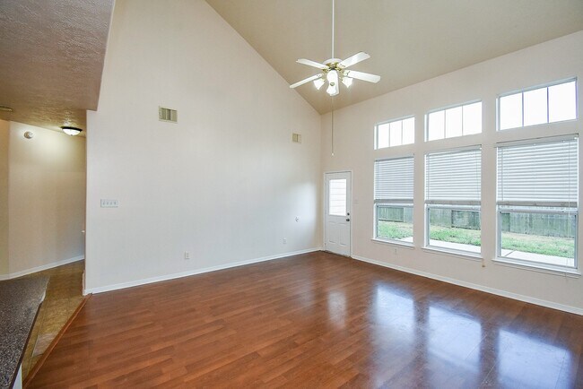 Building Photo - 19327 Poppy Grove Ln