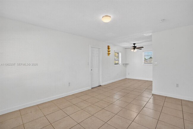 Building Photo - 10325 SW 149th Terrace