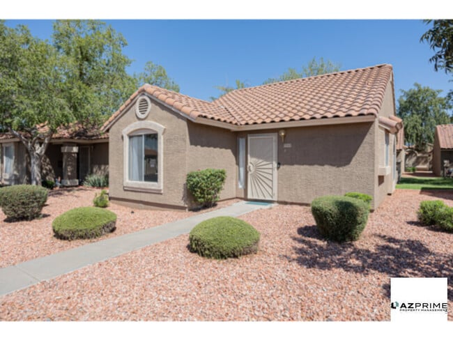 Primary Photo - Modern 2/2 Peoria Condo Unit - Great Locat...