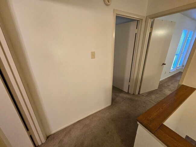 Building Photo - 2 Bed 1.5 Bath Condo in Bryan!