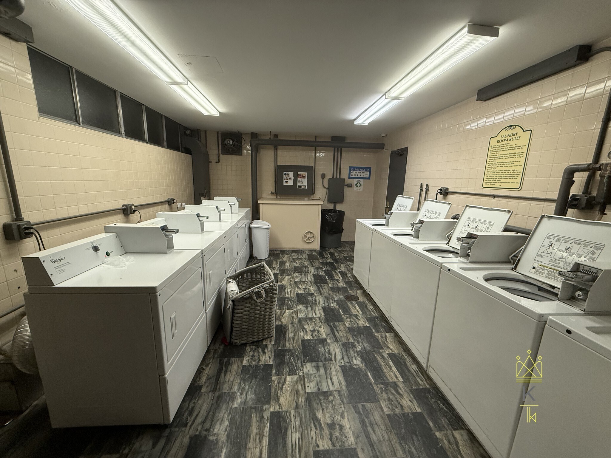 Building Photo - 1455 Commonwealth Ave