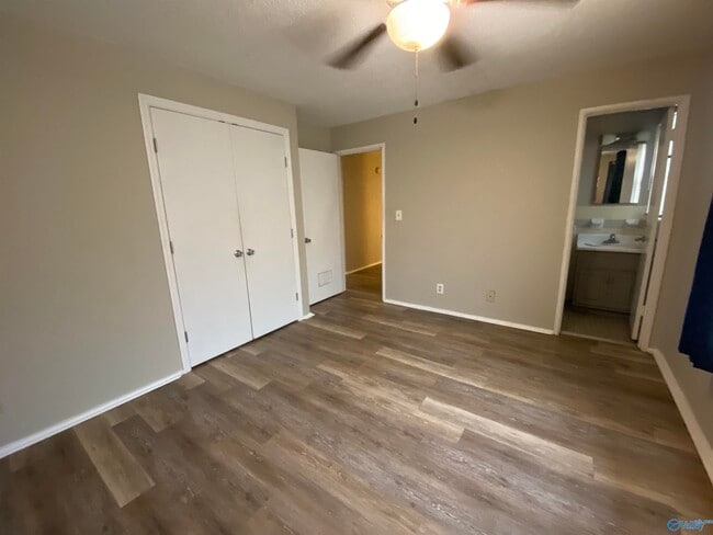 Building Photo - 193 Agua Dr