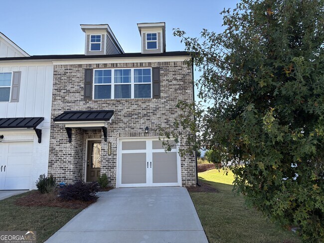 Primary Photo - 5125 Fox Den Rd