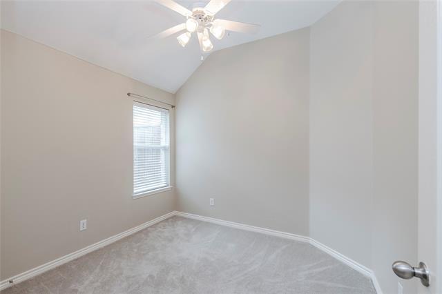 Building Photo - 8626 Davis Dr