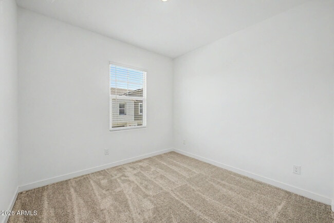 Building Photo - 8149 E Petunia Ave
