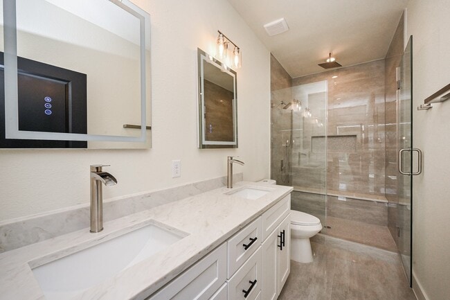 Building Photo - 3839 Noah St