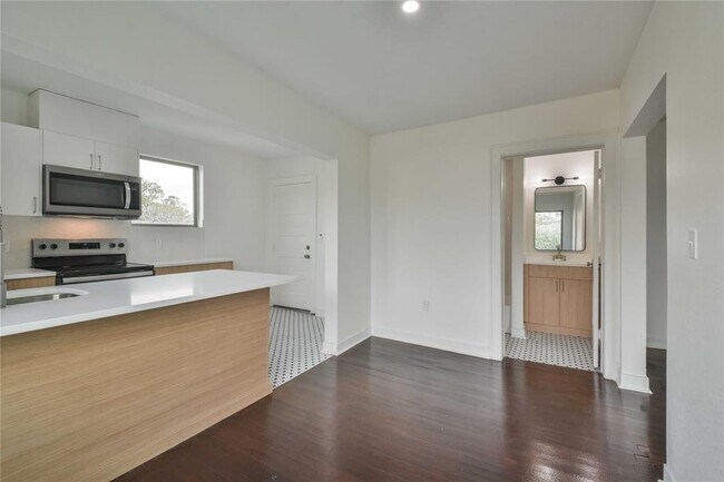 Building Photo - 4203 Rusk St