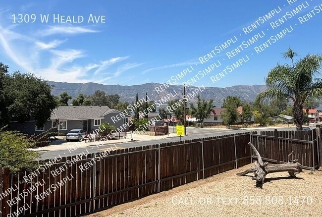 Building Photo - 1309 W Heald Ave