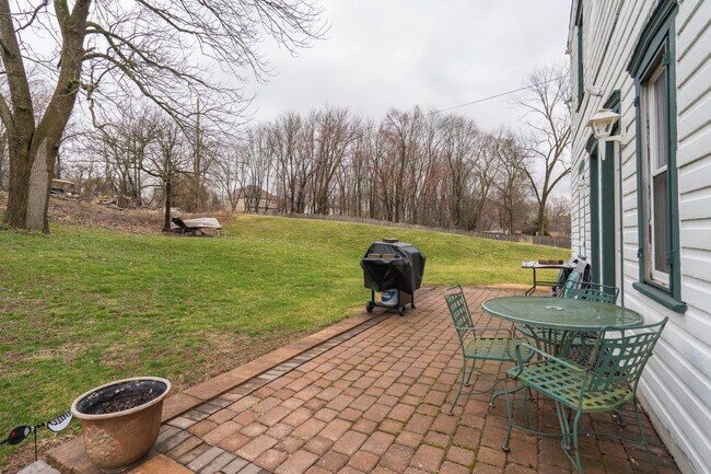 Building Photo - 64 Church Rd