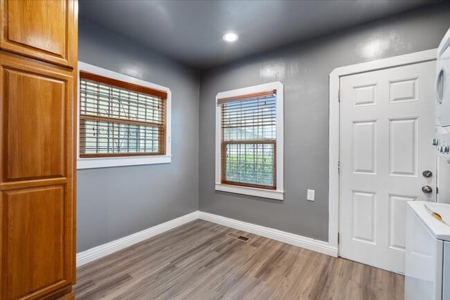 Building Photo - 2672 77th Ave