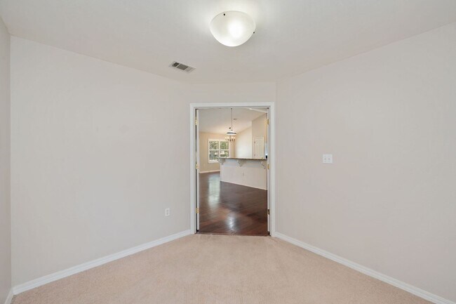Building Photo - Updated Home in Bluewater Bay!