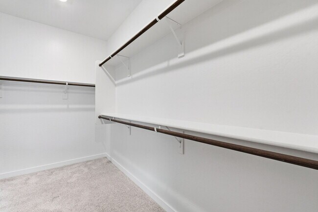 Building Photo - 8147 E Paloma Ave