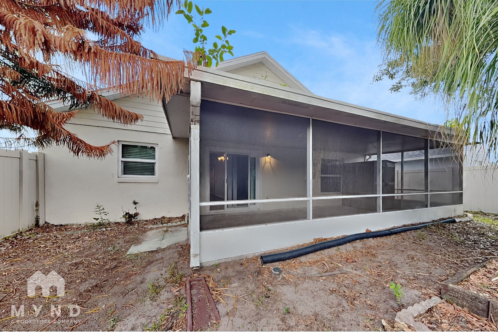 Building Photo - 915 River Wind Ave