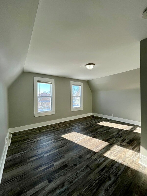 Building Photo - 13128 Balsam St