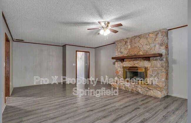 Building Photo - 5519 S Dollison Ave