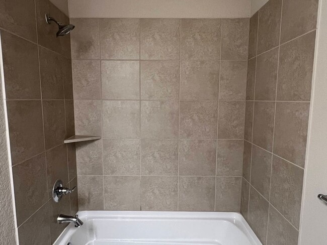 Building Photo - Gorgeous House for rent in Cleburne !!