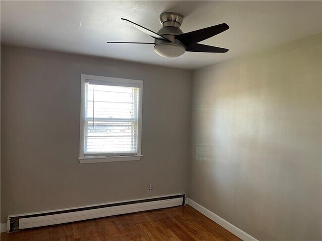 Building Photo - 9 Wilson Rd