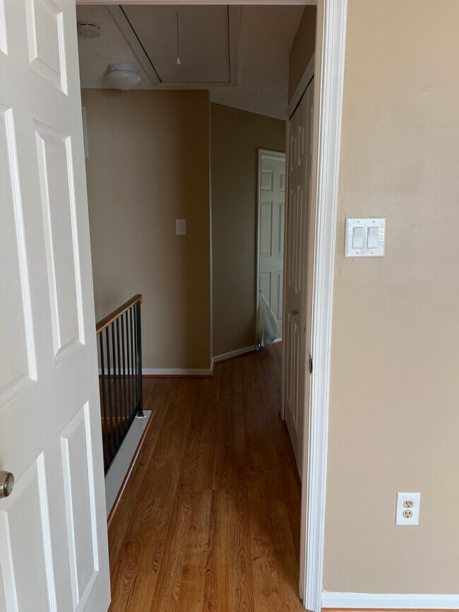 Building Photo - 1412 Nestlewood Ct