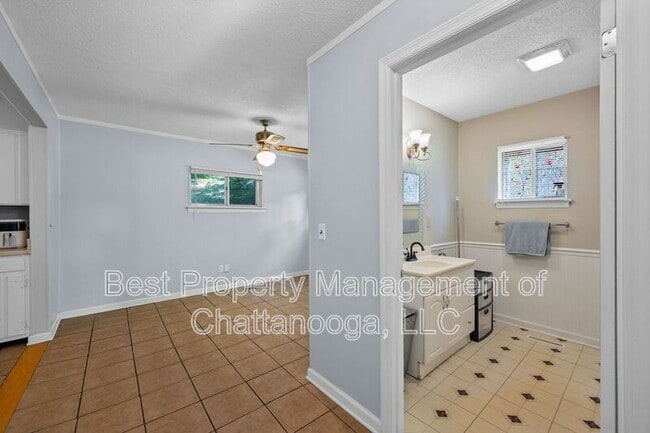 Building Photo - 9851 Millsaps St