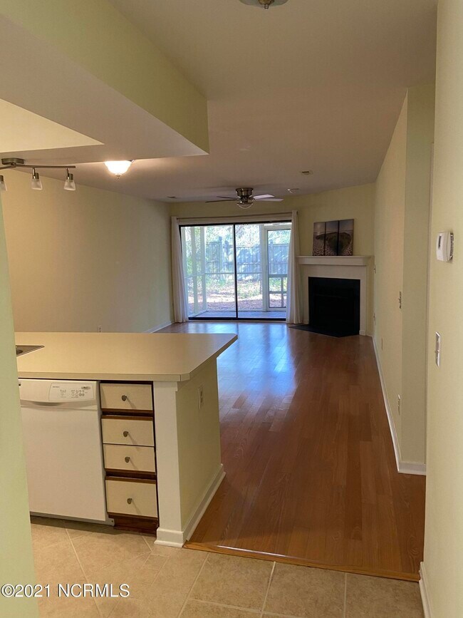 Building Photo - 1507 Military Cutoff Rd