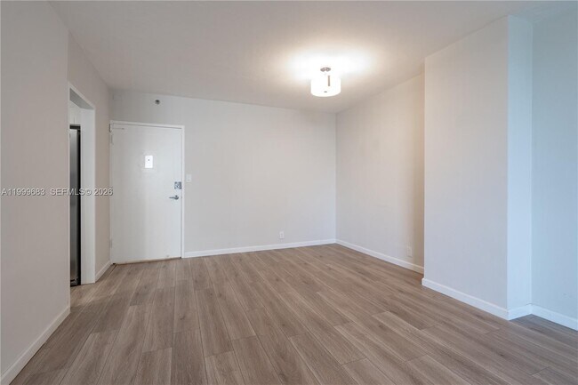 Building Photo - 1200 West Ave